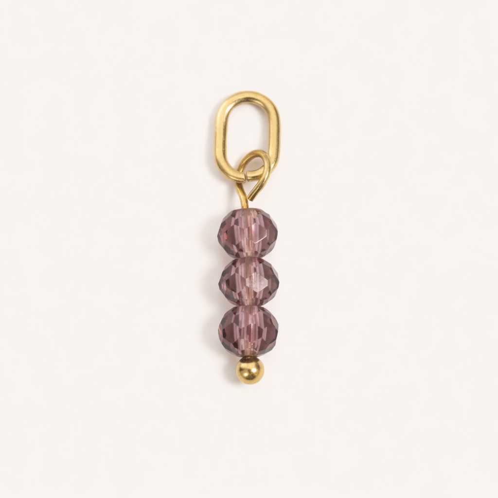 Three Beads bedel