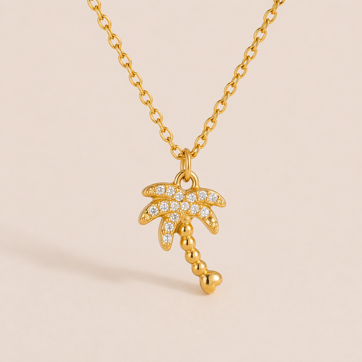 By The Sea ketting