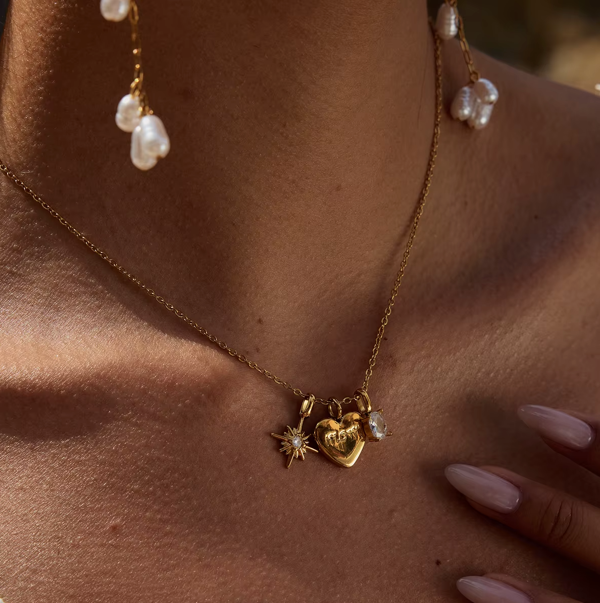 Soft Power ketting