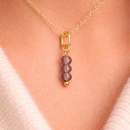 Three Beads bedel